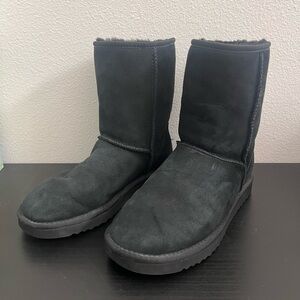 UGG Australia Classic Short Boot 5825 black womens size 8